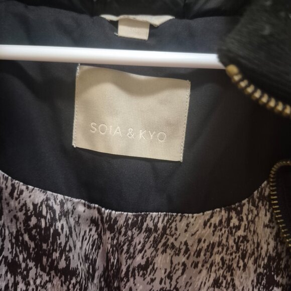 Soia & Kyo Hooded Fur Jacket - Picture 4 of 6